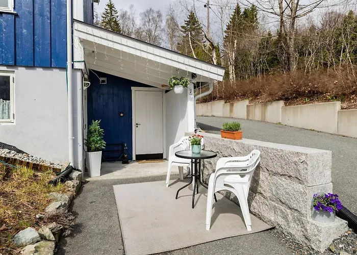 Appartamento Mountain View Near Oslo: Bedroom, Lounge, Kitchen And Bathroom. Flat In Rykkinn Kolsas